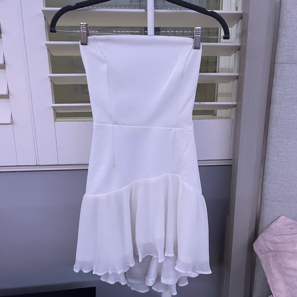 NWT Love Lola mini dress. Perfect for any night out or even a hot summer day